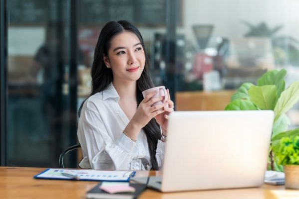 7 Bí quyết sống khoẻ cho dân văn phòng