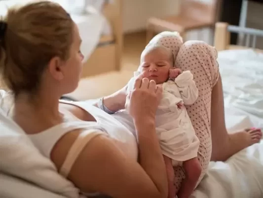 Trạm Xông Năng Lượng: 7 Lợi Ích Cho Phụ Nữ Sau Sinh