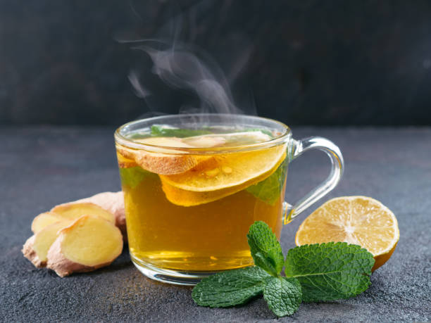 Một ly trà gừng mật ong – giữ ấm thân, an yên tâm trí.