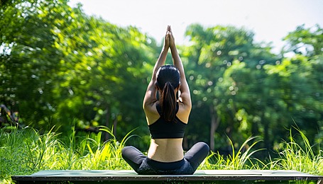 Detox hiệu quả cần đi đôi với lối sống lành mạnh và tinh thần an nhiên.