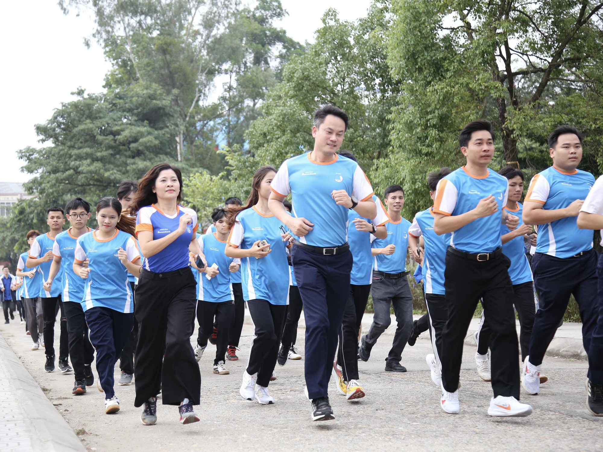 Kết nối cộng đồng là động lực tuyệt vời để duy trì lối sống khoẻ mạnh lâu dài.