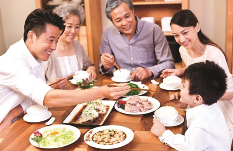 Sống chậm giúp các mối quan hệ gia đình và xã hội bền chặt hơn