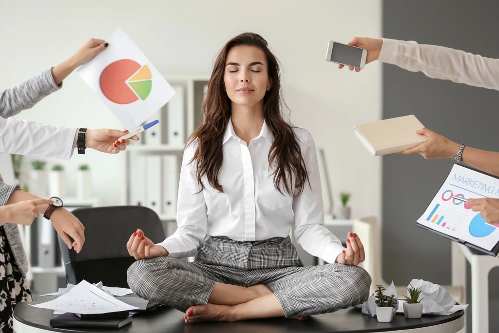 Cách Thư Giãn Sau Giờ Làm Để Phục Hồi Năng Lượng
