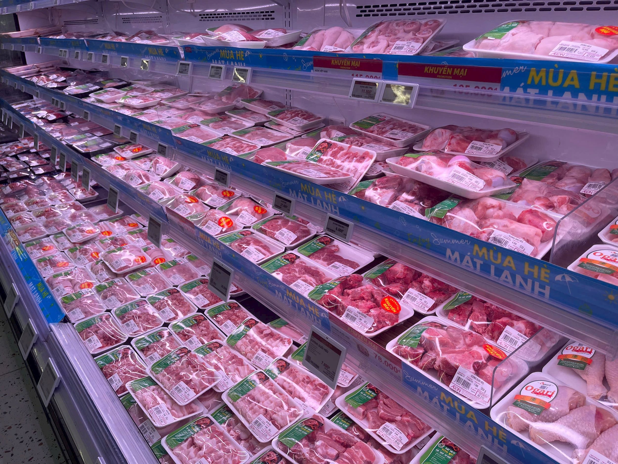 Tách riêng thực phẩm sống – chín, bảo quản kín là chìa khóa an toàn mùa ngập.